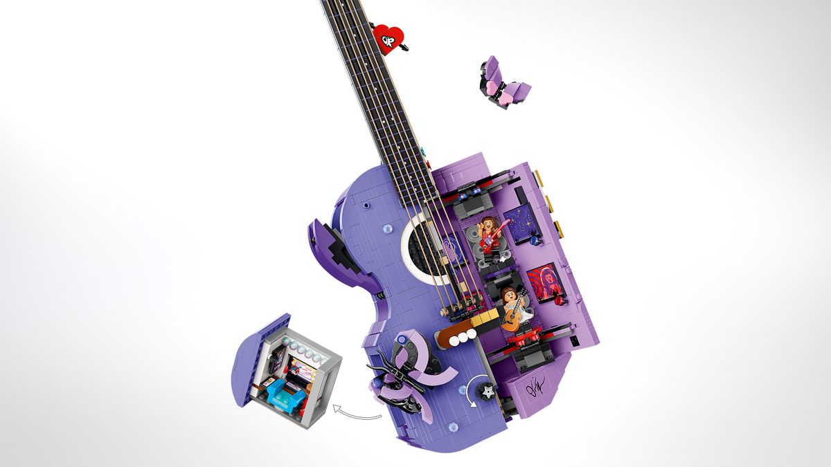Olivia Rodrigo’s Dual Guitar LEGO 43031