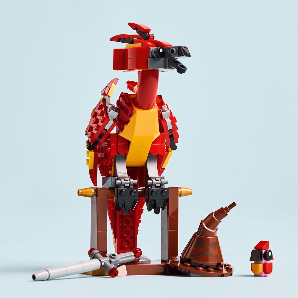 Fawkes™: Dumbledore's Phoenix LEGO 76448
