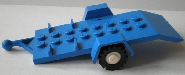 817c02 | Vehicle, Trailer Base 4 x 8 Bed with White Wheels and Tires | LEGOPART