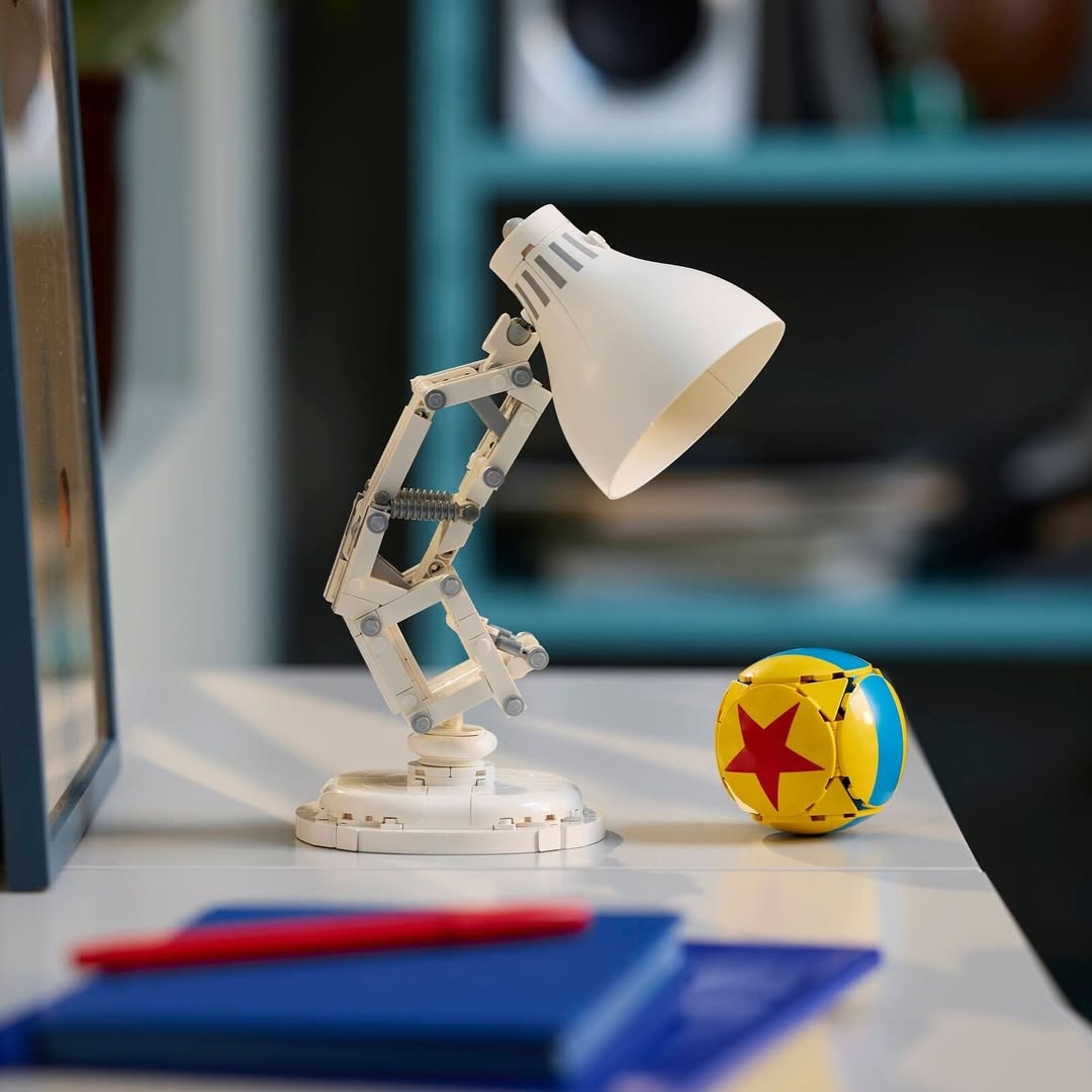 Disney Pixar Luxo Jr LEGO 21357