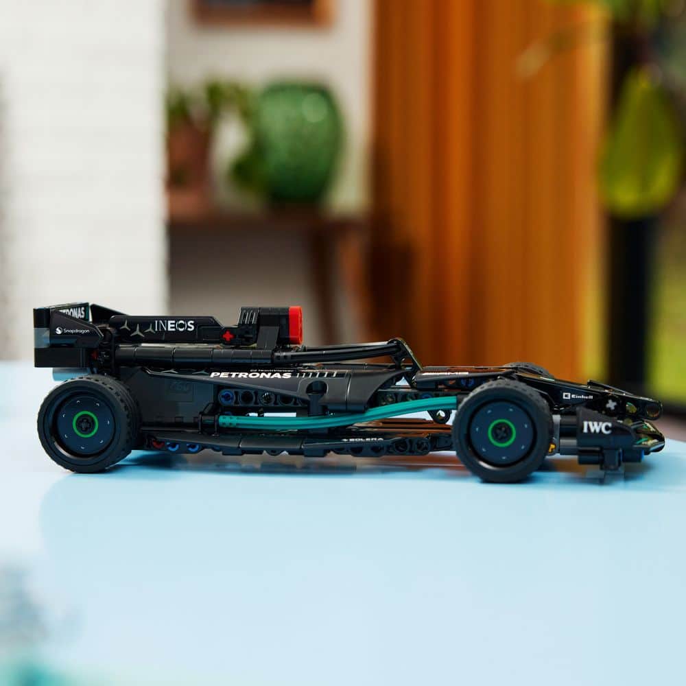 Mercedes-AMG F1® W14 Pull-Back LEGO 42165