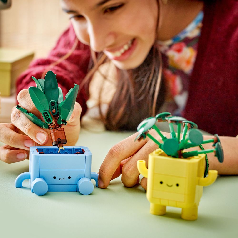 Happy Plants LEGO 10349