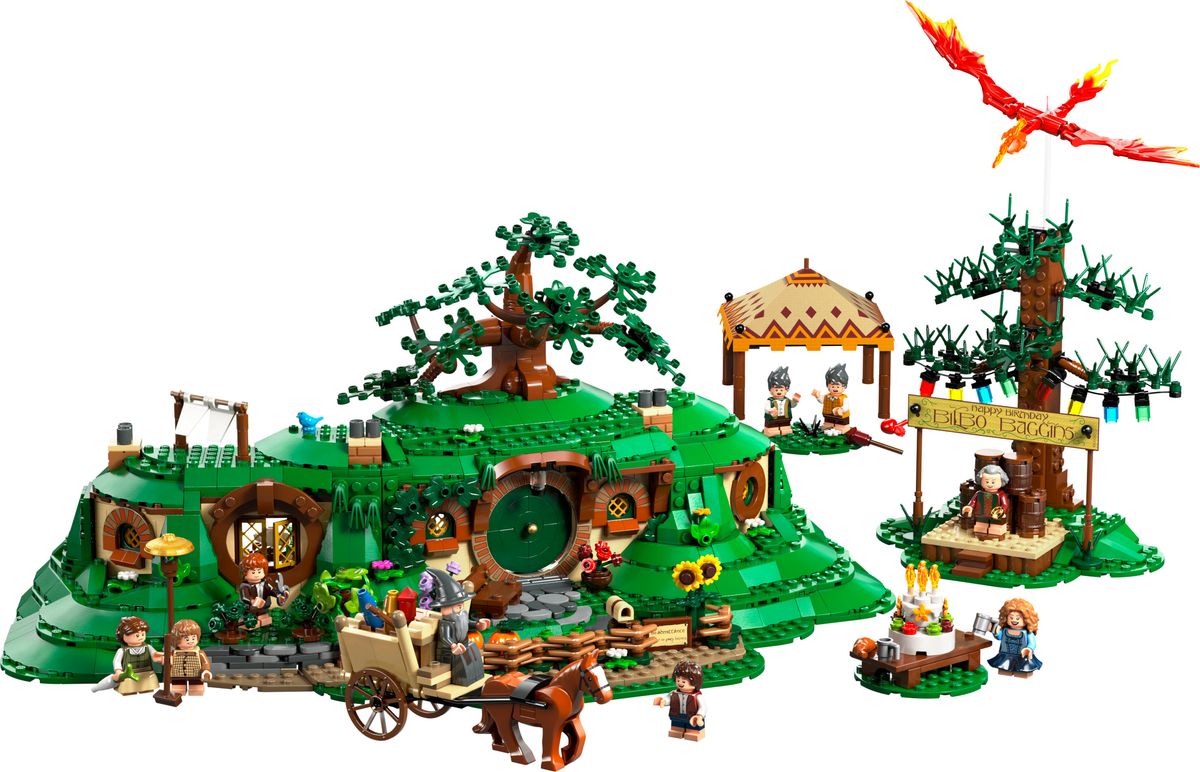 The Shire LEGO 10354