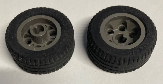 2994c01 | Wheel 30.4 x 14 VR with Black Tire 30.4 x 14 VR | LEGOPART