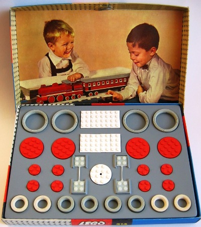 Large & Small Wheels & Turn-Table LEGO 314-2