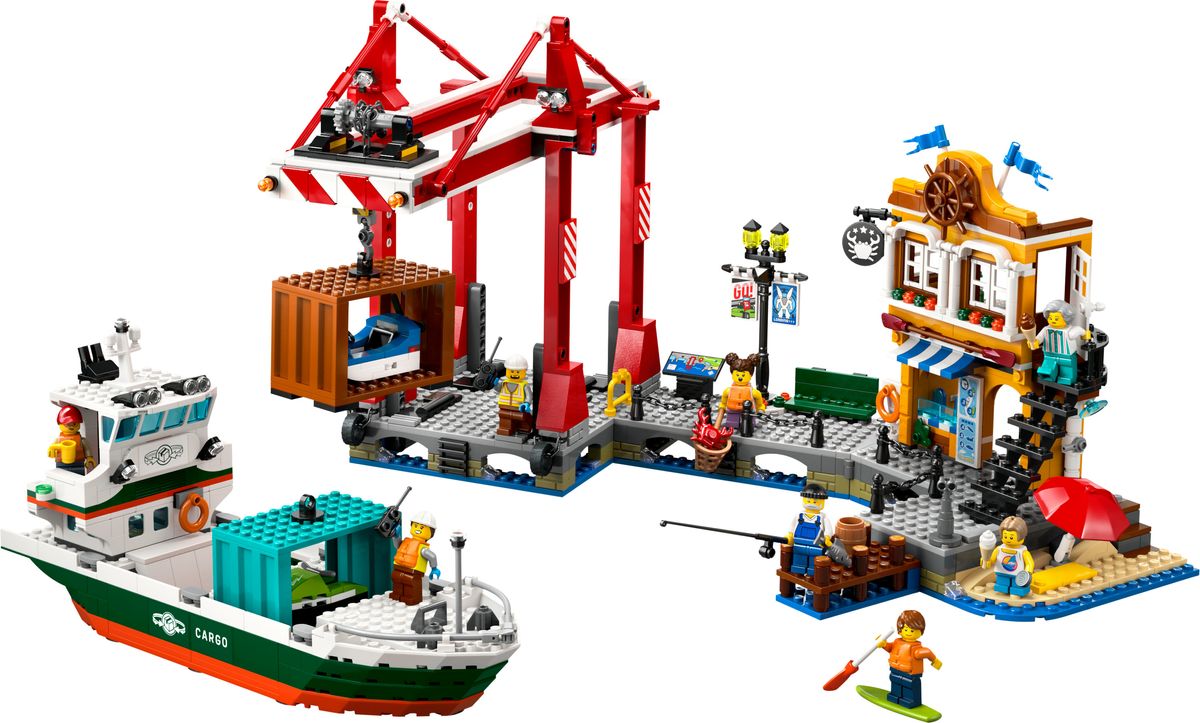 Seaside Harbor with Cargo Ship LEGO 60422