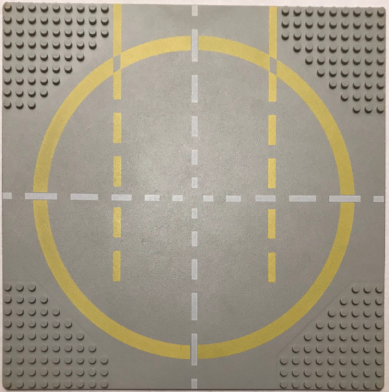 6099px2 | Baseplate, Road 32 x 32 9-Stud Landing Pad with Yellow Circle, 1-way Lines Pattern | LEGOPART