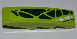 61678pb047L | Slope, Curved 4 x 1 with Dark Green and White Scales Pattern Model Left | LEGOPART