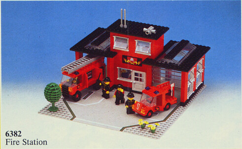 Fire Station LEGO 6382