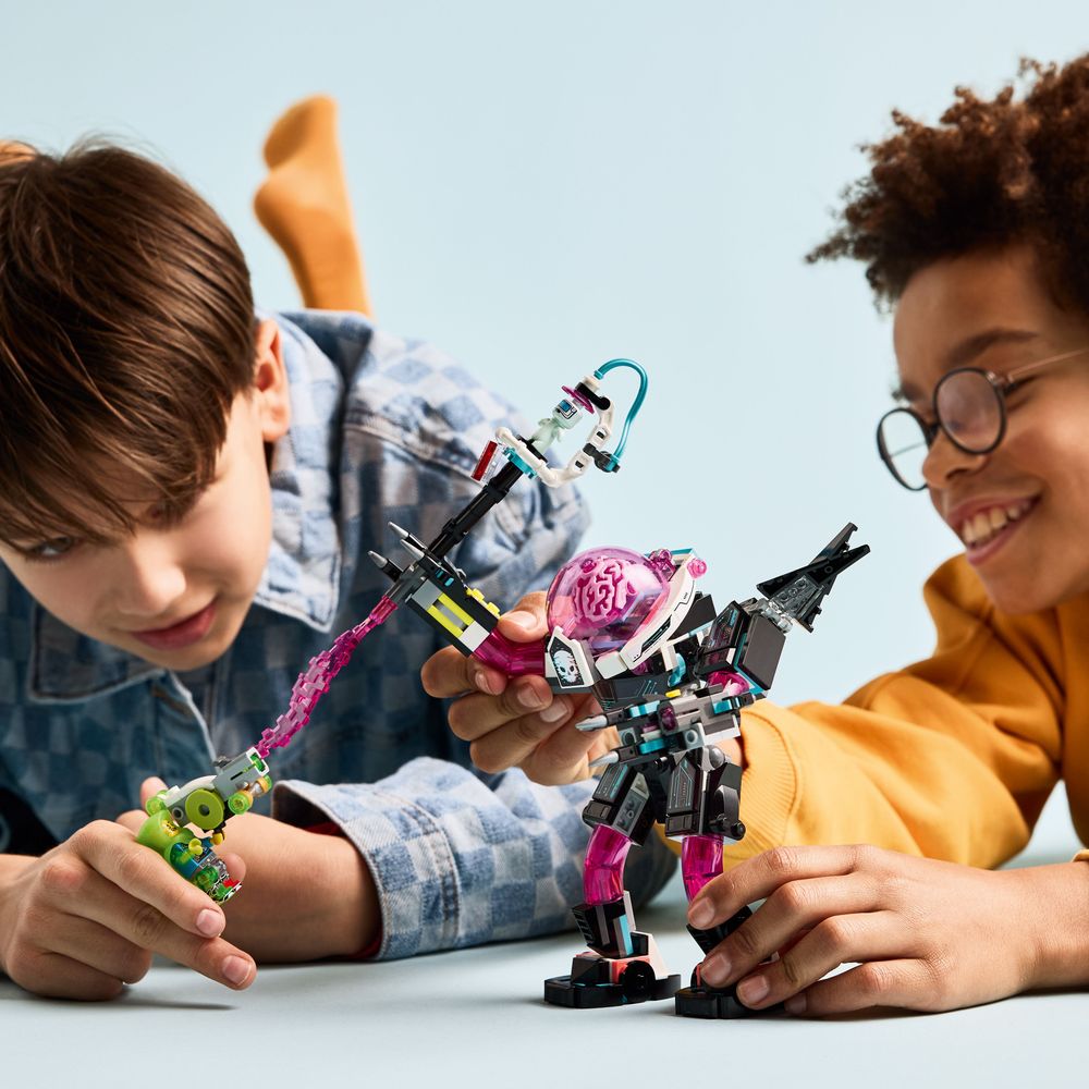 Mateo vs. Cyber Brain Mech LEGO 71495