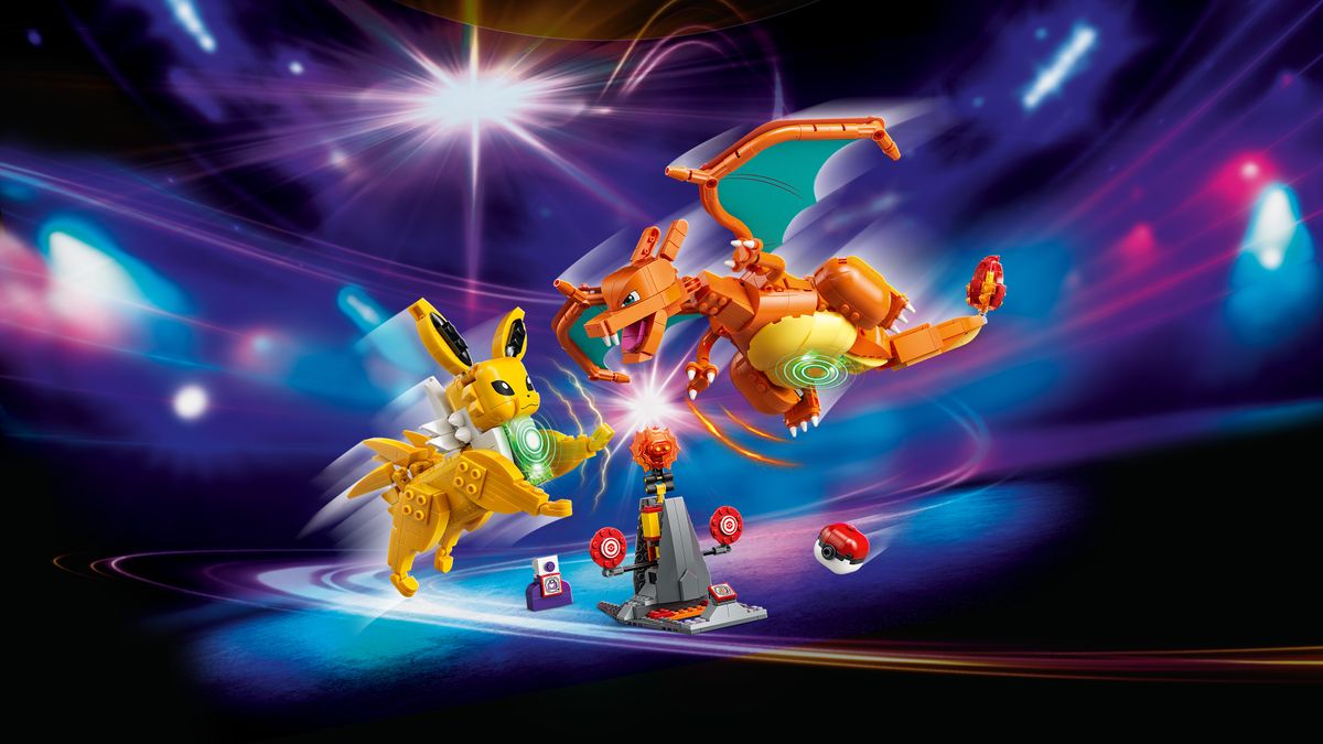Charizard vs. Jolteon Ultimate Battle LEGO 72167