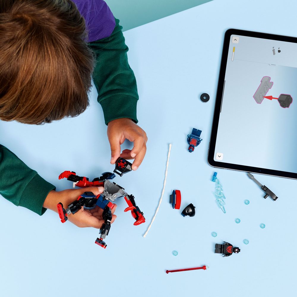 Miles Morales Mech VS Spider Man 2099 LEGO 76337