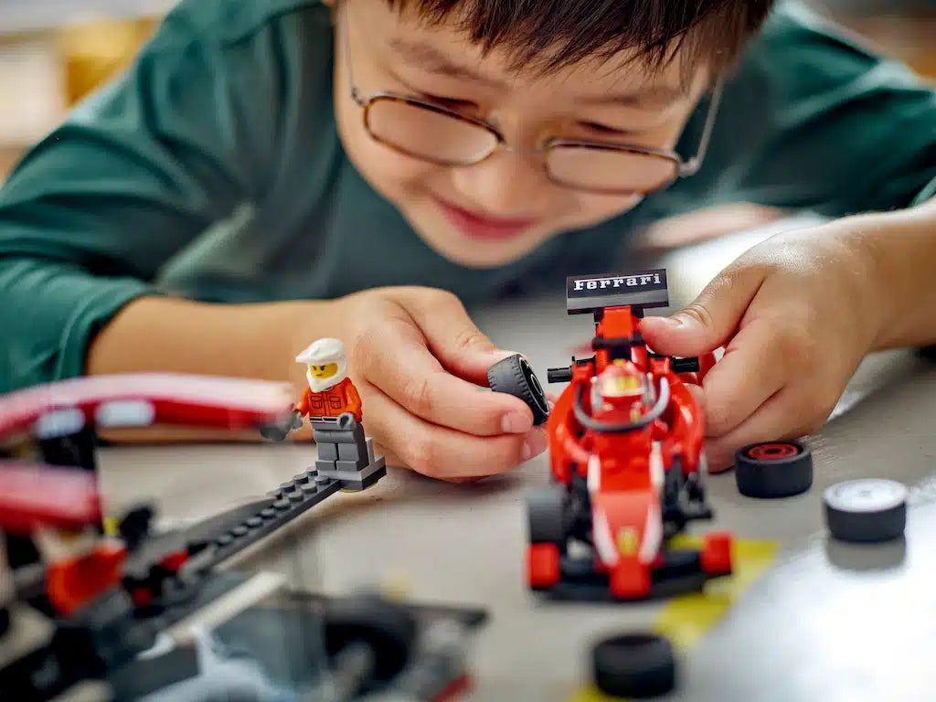 F1 Pit Stop & Pit Crew with Ferrari Car LEGO 60443