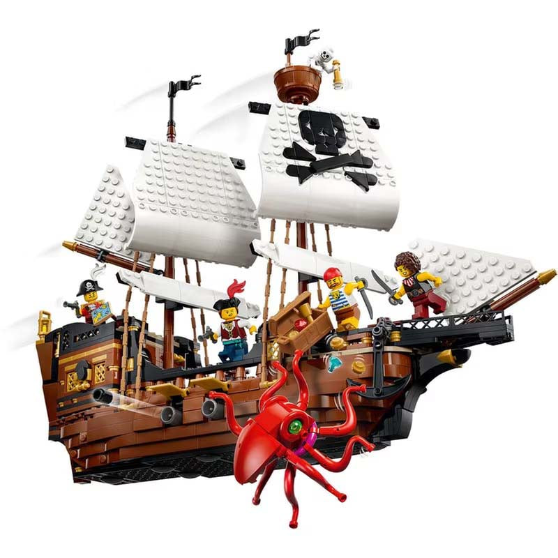 Iconic Pirate Ship LEGO 31387