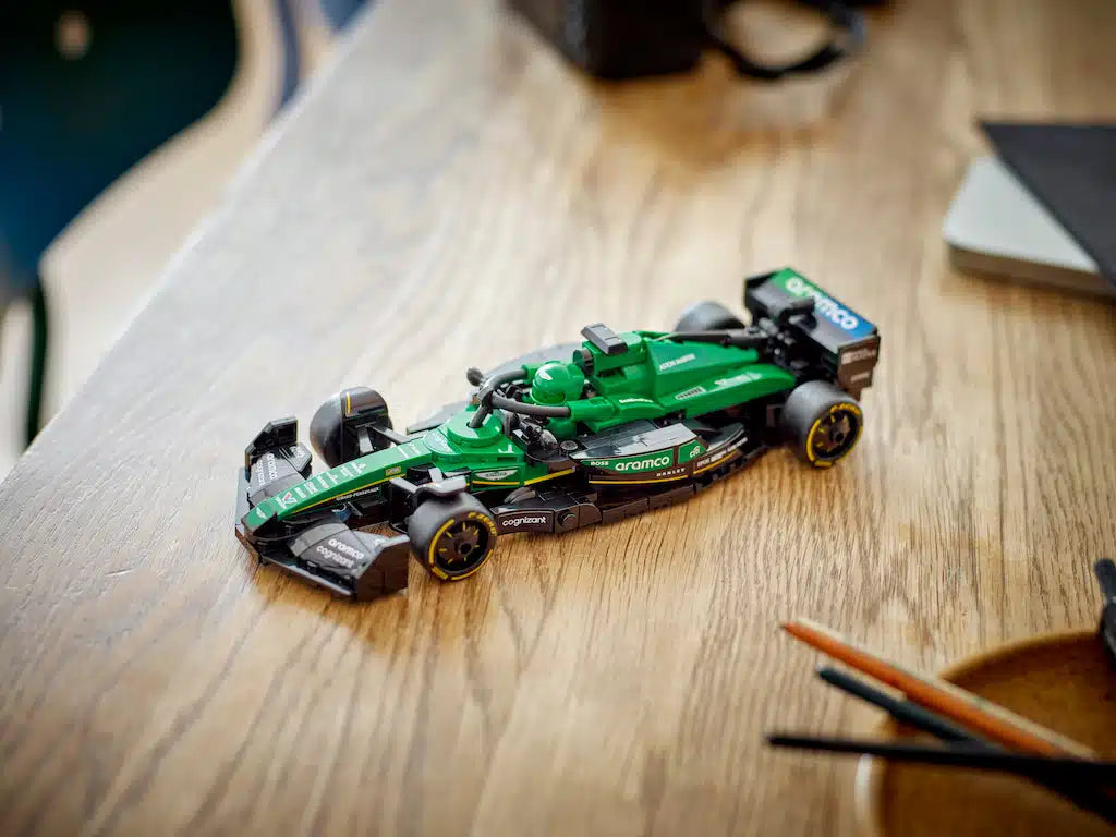 Aston Martin Aramco F1® AMR24 LEGO 77245