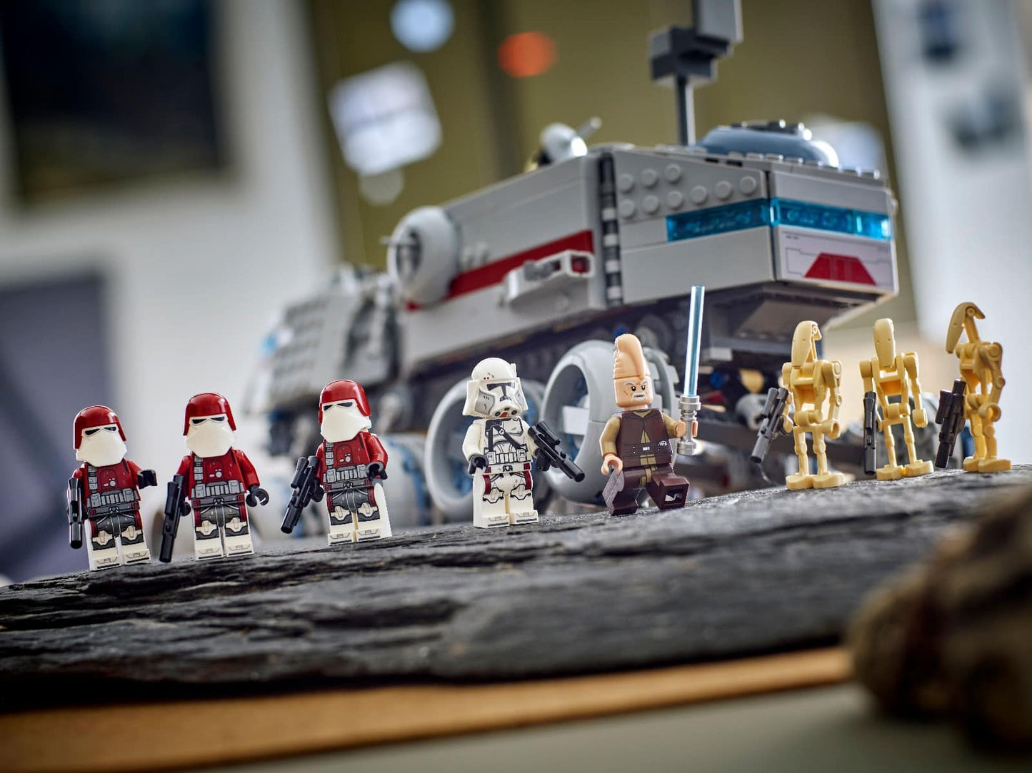Republic Juggernaut LEGO 75413