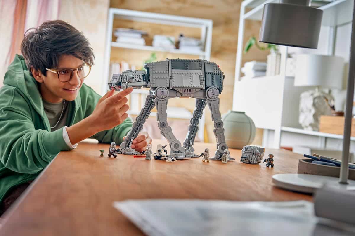Imperial Remnant AT-AT with INT-4 LEGO 75454