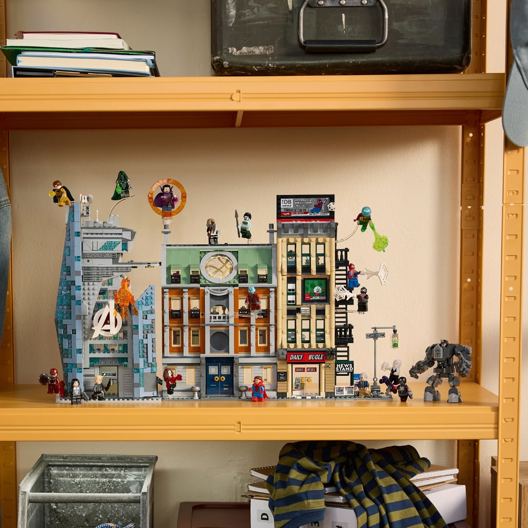trange Supreme Sanctum LEGO 67005