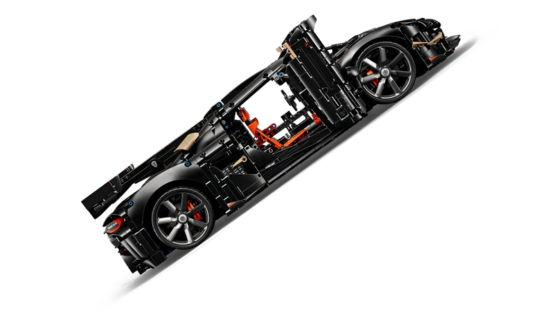 Koenigsegg Sadair's Spear Megacar LEGO 42232