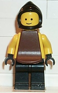 Blacksmith - Black Legs and Hips, Yellow Torso and Arms, Black Hands, Black Cowl, Brown Plastic Cape LEGO cas089