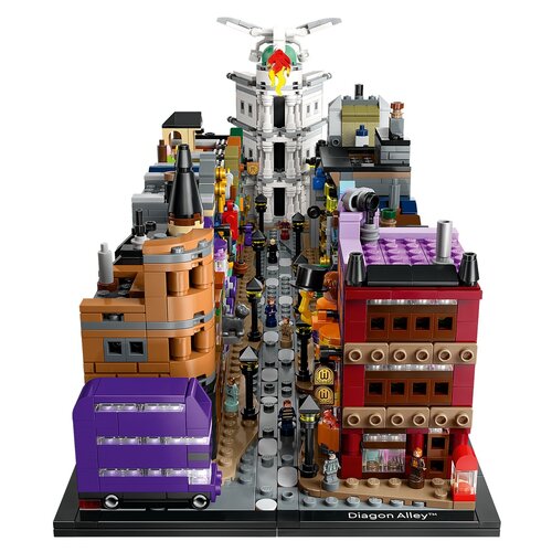 Diagon Alley™ Wizarding Shops LEGO 76444