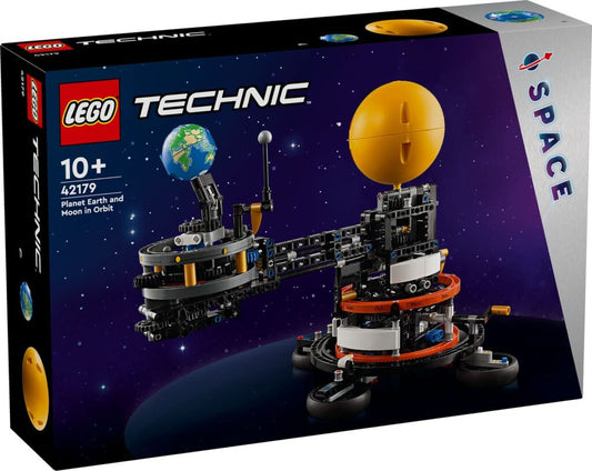 Planet Earth and Moon in Orbit LEGO 42179