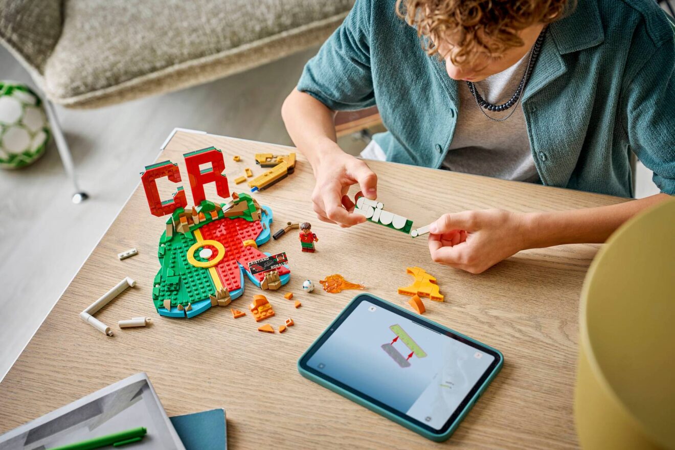 Cristiano Ronaldo – Soccer Highlights LEGO 43012