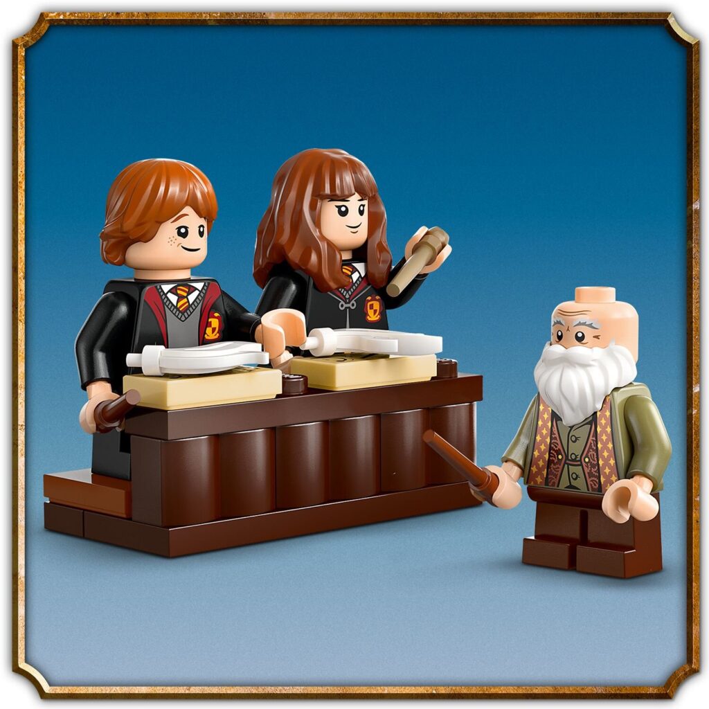 Hogwarts™ Castle: Charms Class LEGO 76442