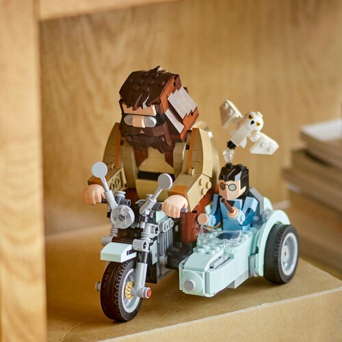 Hagrid™ & Harry's Motorcycle Ride LEGO 76443